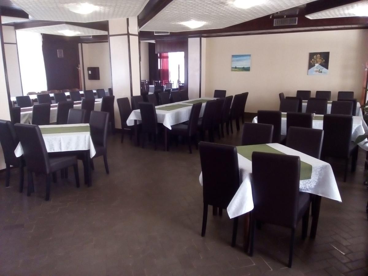 Restoran Sa Prenocistem Zitiste酒店 外观 照片